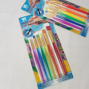 Set of paint brushes